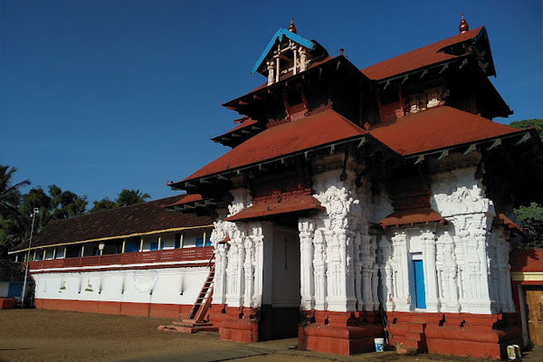 Poornathrayesa Temple